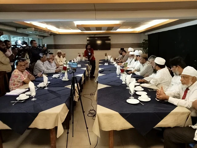 সাম্প্রদায়িকতার বিষবৃক্ষ উপড়ে ফেলার ঘোষণা
