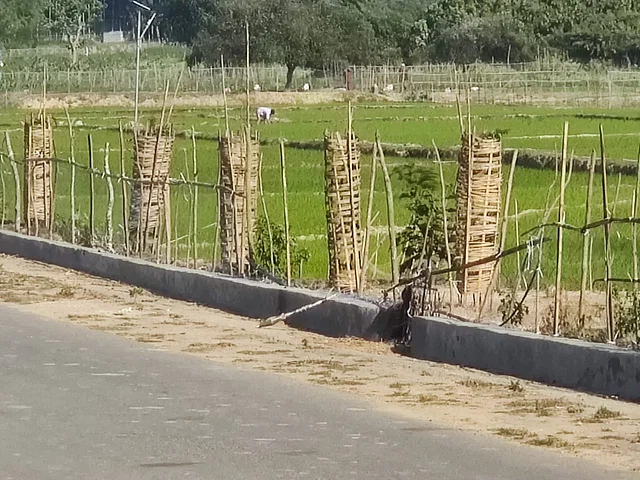 গুলি আর মর্টার শেলের শব্দে ঘুম ভেঙেছে টেকনাফ সীমান্তের মানুষের