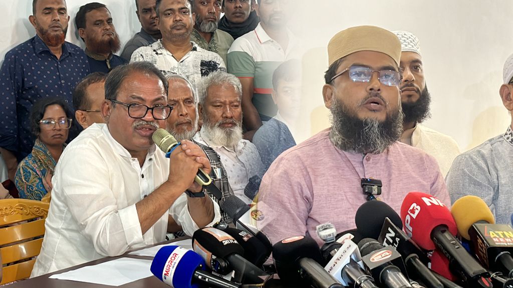 ভোটের আগের রাতে বিএনপি-জামায়াতের পাল্টাপাল্টি অভিযোগ, টাকা বিতরণের দাবি