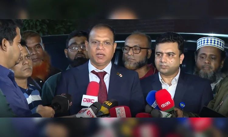 ‘বিমানে যান্ত্রিক ত্রুটির কারণে বিলম্ব হলেও সবাইকে নিয়েই ফিরেছেন প্রধানমন্ত্রী’