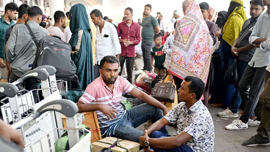 সৌদিতে ফ্লাইট চলাচলে সীমাবদ্ধতা, ভোগান্তিতে ২২ হাজারের বেশি যাত্রী